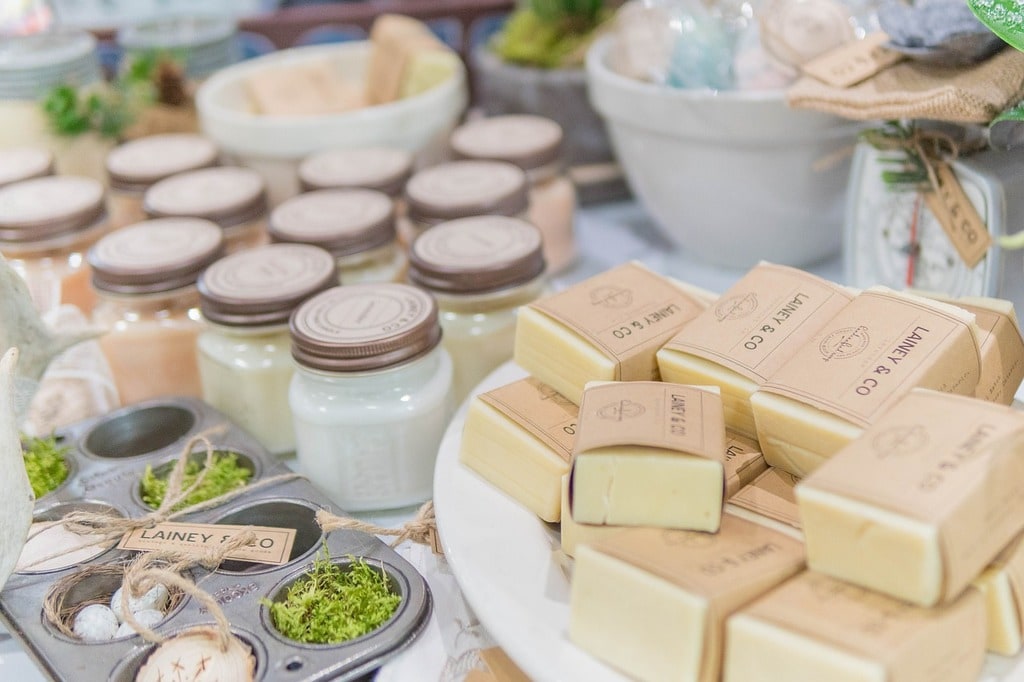 Apprendre à fabriquer un savon artisanal sans produits chimiques ...